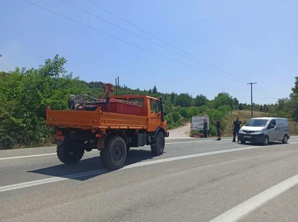 Φωτιά στον Ωρωπό: Ενισχύονται οι πυροσβεστικές δυνάμεις - Έκλεισαν δρόμοι