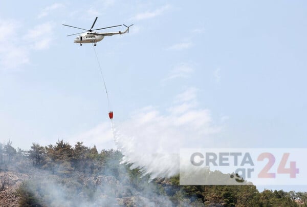 Φωτιά την Ιεράπετρα - Σηκώθηκαν δύο εναέρια μέσα