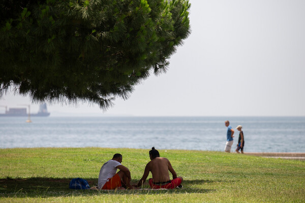 Καύσωνας «Κλέων»: 43°C βαθμοί και αφρικανική σκόνη - Οι περιοχές με τις υψηλότερες θερμοκρασίες