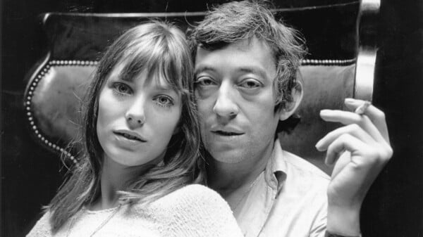 Το θρυλικό “Je t'aime... moi non plus” (1969) της Jane Birkin και του Serge Gainsbourg στην Ελλάδα της εποχής 