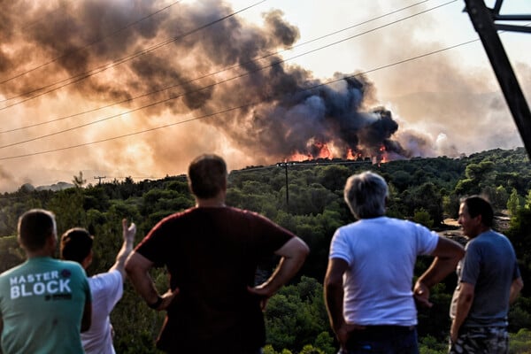 Φωτιές: Τα ψυχολογικά τραύματα στους πυροπαθείς 