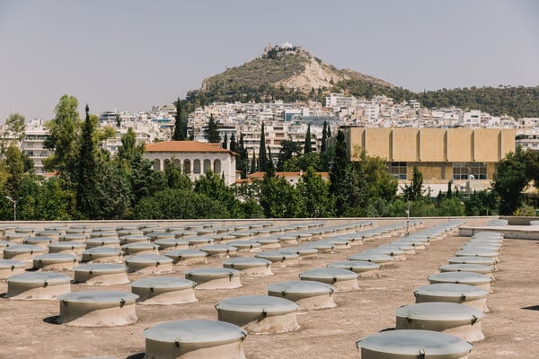 ΕΠΕΞ H Βιβλιοθήκη του Εθνικού Ιδρύματος Ερευνών 