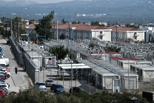 Αμυγδαλέζα: Επεισόδια στο κέντρο κράτησης μετά τον θάνατο μετανάστη