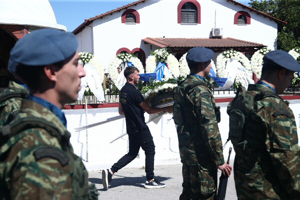 Θρήνος στο Κιλκίς στην κηδεία πιλότου