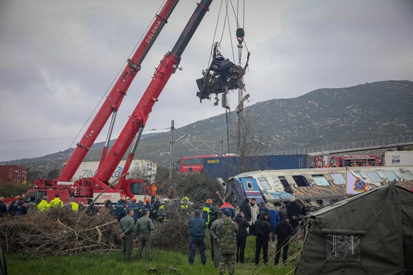 Τέμπη: Συγγενείς των θυμάτων έστειλαν εξώδικο στον περιφερειάρχη Θεσσαλίας