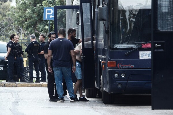 Νέα Φιλαδέλφεια: Προσωρινά κρατούμενος Κροάτης που νοσηλεύεται τραυματισμένος