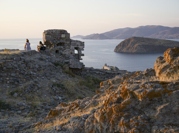 Το καλοκαίρι (0) 