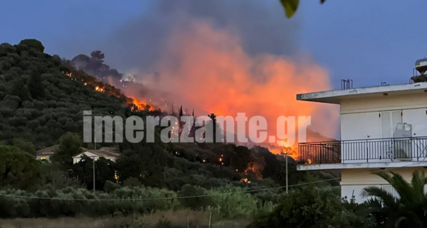 Φωτιά στη Ζάκυνθο: Ενίσχυση των πυροσβεστικών δυνάμεων από την Κυλλήνη