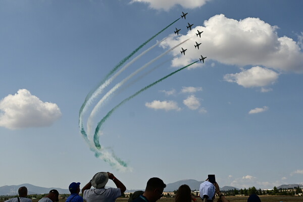 Athens Flying Week 2023: Εντυπωσιακές εικόνες από το μεγαλύτερο αεροπορικό σόου στα Βαλκάνια