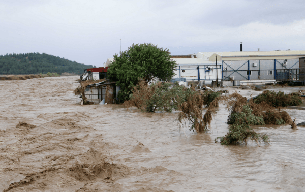 Ανυπολόγιστες ζημιές από την κακοκαιρία Daniel- Εικόνες καταστροφής από Βόλο και Λάρισα