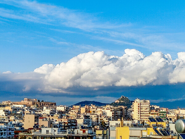 Καιρός: Συννεφιά και ισχυροί άνεμοι σήμερα - Πού αναμένονται βροχές