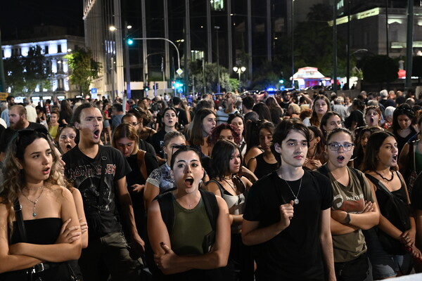 Μαζική συγκέντρωση και πορεία στην Αθήνα ενάντια στο εργασιακό νομοσχέδιο