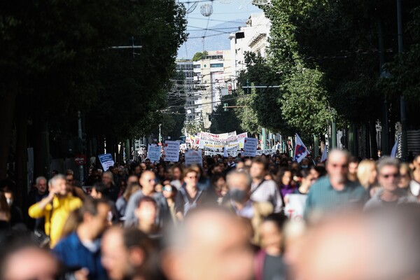 Σε 24ωρη απεργία αύριο γιατροί και νοσηλευτές στα δημόσια νοσοκομεία