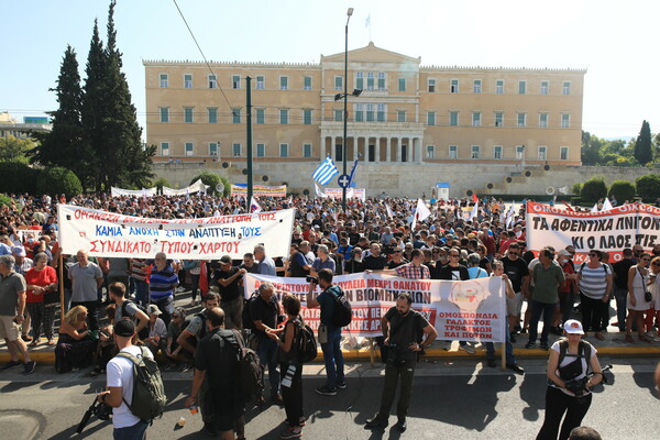 Οι εργαζόμενοι λάστιχο και οι γκρίζες διατάξεις: τι άλλάζει με το νέο εργατικό νομοσχέδιο