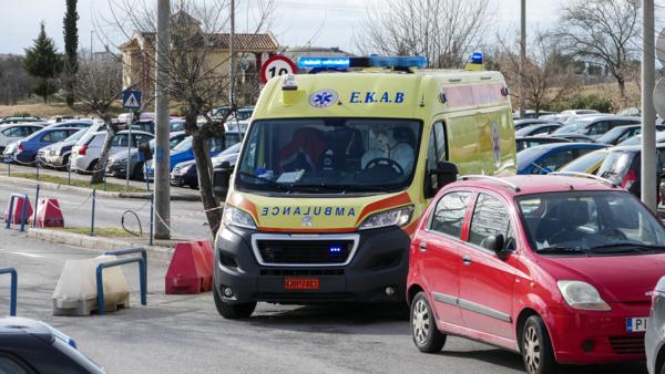 Λάρισα: Παράσυρση ανηλίκου ποδηλάτη από αυτοκίνητο