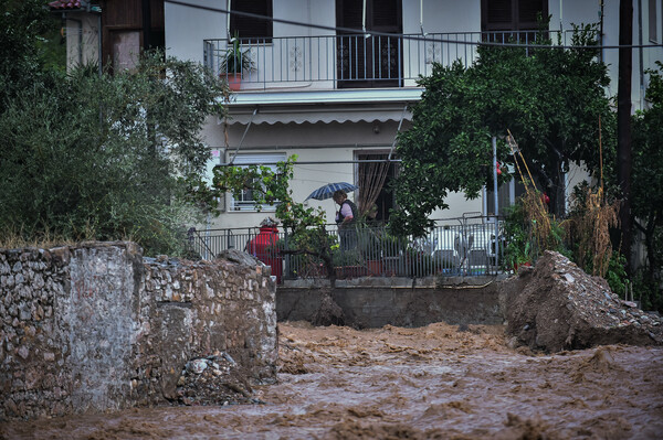 Ο Βόλος «πνίγηκε ξανά» - 15 εικόνες από το πέρασμα της κακοκαιρίας Elias