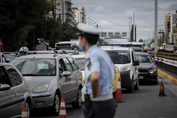 Σοβαρό τροχαίο στην Ποσειδώνος– Πληροφορίες για τραυματίες