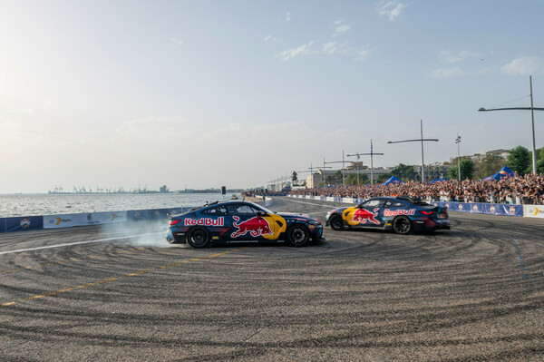 Το Red Bull Showrun by Alumil έκανε τη Θεσσαλονίκη πίστα της Formula 1- και το ζήσαμε από κοντά