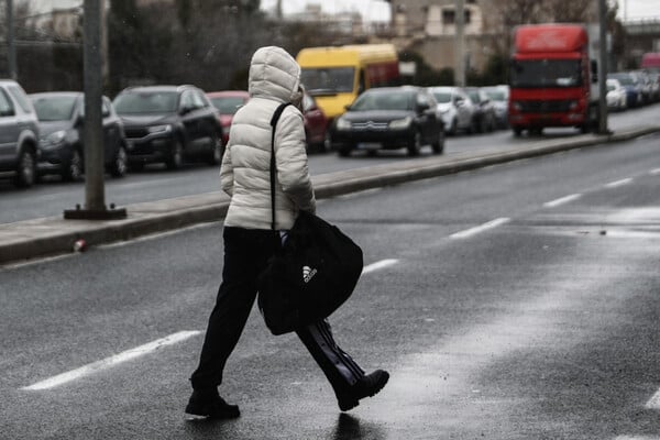 «Ντυθείτε πιο ζεστά από αύριο»- Η πρόγνωση καιρού του Αρναούτογλου