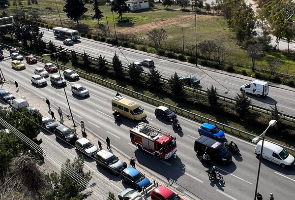 Αυτοκίνητο παρέσυρε 14χρονη στη λεωφόρο Βουλιαγμένης