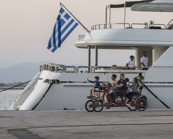 Μία ιστορία σε 8 εικόνες