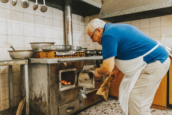 Στο μαγειρείο του Σάκη στο Κορδελιό