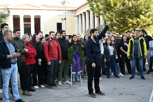 Εικόνες από το Πολυτεχνείο 50 χρόνια μετά