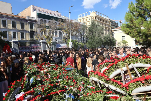 Εικόνες από το Πολυτεχνείο 50 χρόνια μετά