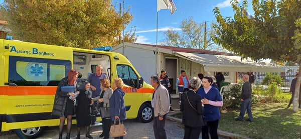 Μεσολόγγι: Συνταξιούχος αγρότισσα δώρισε ασθενοφόρο στο νοσοκομείο