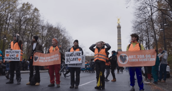 Γερμανικό δικαστήριο: Εγκρίνει υποκλοπές τηλεπικοινωνιών δημοσιογράφων με ακτιβιστές