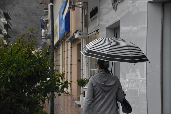 Καιρός: Άνοδος της θερμοκρασίας- Έρχονται βροχές από το βράδυ