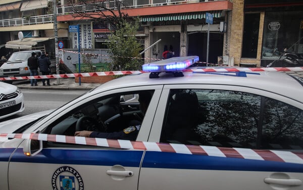 Συνελήφθη ο δολοφόνος του άνδρα που βρέθηκε νεκρός έξω από γήπεδο