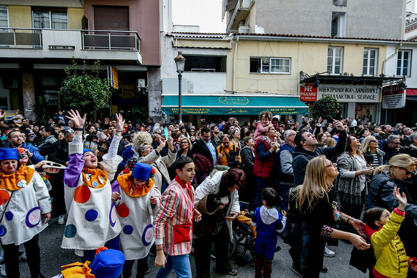 Ξεκίνησε σήμερα το πατρινό καρναβάλι - «Be Unplugged!» το σύνθημα