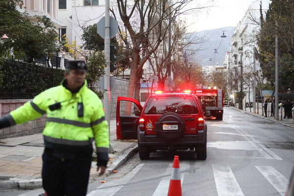 Φωτιά σε βοηθητικό χώρο του Μεγάρου Μαξίμου