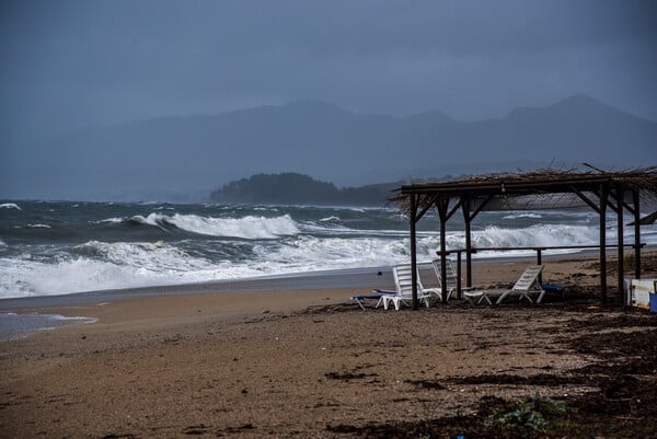 Κακοκαιρία-Meteo: Τα 132 χλμ/ώρα έφτασε η ταχύτητα των ανέμων στην Κάρυστο