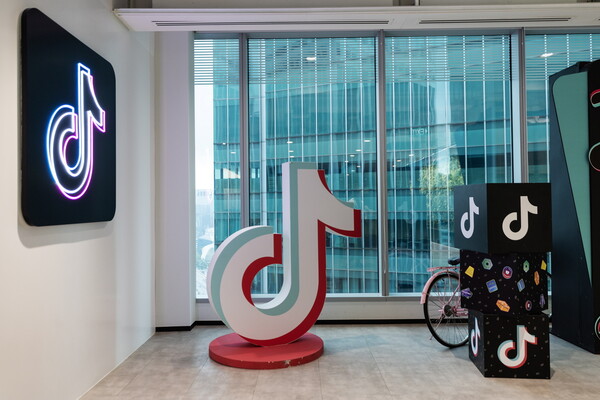 Κόντρα Universal Music- TikTok: Η δισκογραφική απειλεί να αποσύρει τα τραγούδια της από την πλατφόρμα