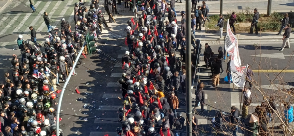 Συγκρούσεις μεταξύ φοιτητών στο πανεκπαιδευτικό συλλαλητήριο - Επτά τραυματίες	