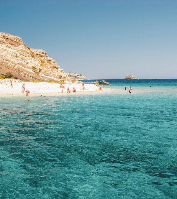 «Άθικτος τόπος»: Ποιο ελληνικό νησί είναι ο νούμερο 1 προορισμός για το 2024