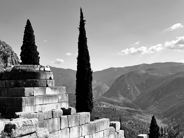 Στοιχεία για τη μοναξιά του χαλκού