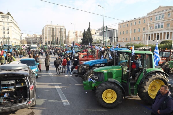 Αγρότες: Αναχωρούν στις 11 π.μ τα τρακτέρ από το Σύνταγμα - Σε ισχύ κυκλοφοριακές ρυθμίσεις 