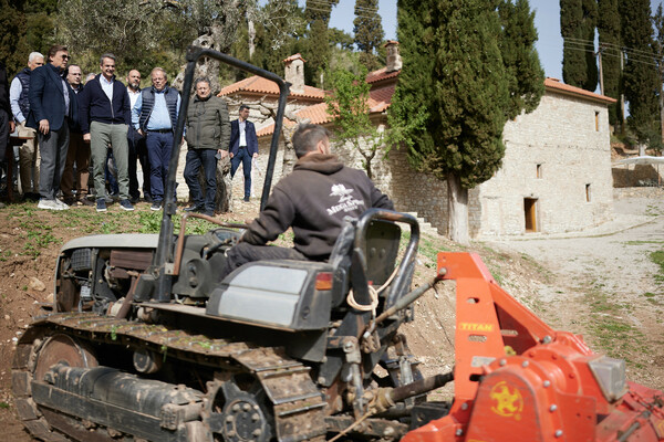 Μήνυμα Μητσοτάκη για τις Ευρωεκλογές από τα Καλάβρυτα: Βουλιάζουν τον τόπο στην τοξικότητα