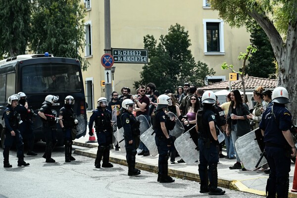 Γυναικοκτονία στους Αγίους Αναργύρους: Προφυλακιστέος ο 39χρονος δολοφόνος της Κυριακής Γρίβα