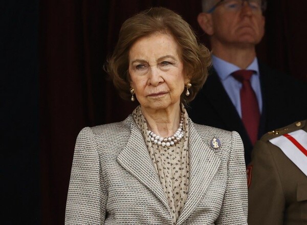Ισπανία: Στο νοσοκομείο για πρώτη φορά μετά το 1968 η τέως βασίλισσα Σοφία
