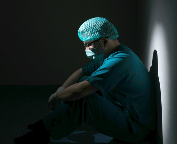Πέθανε ένας από τους μακροβιότερους ασθενείς με κορωνοϊό - Νοσούσε για 613 ημέρες