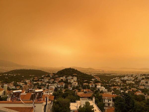 Αφρικανική σκόνη: «Πορτοκαλί» ουρανός και στην Αττική