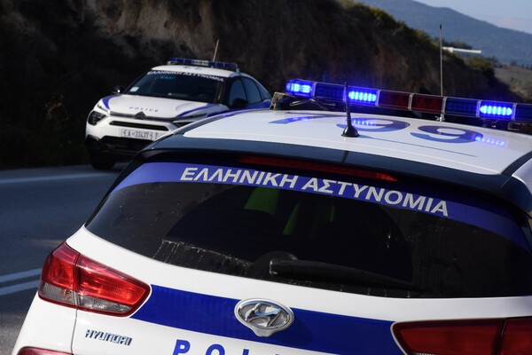 Χανιά: Τέσσερις συλλήψεις για όπλα και κροτίδες