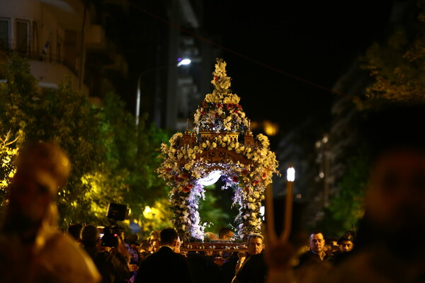 Θεσσαλονίκη: Πέντε Επιτάφιοι στην πλατεία Αριστοτέλους για πρώτη φορά