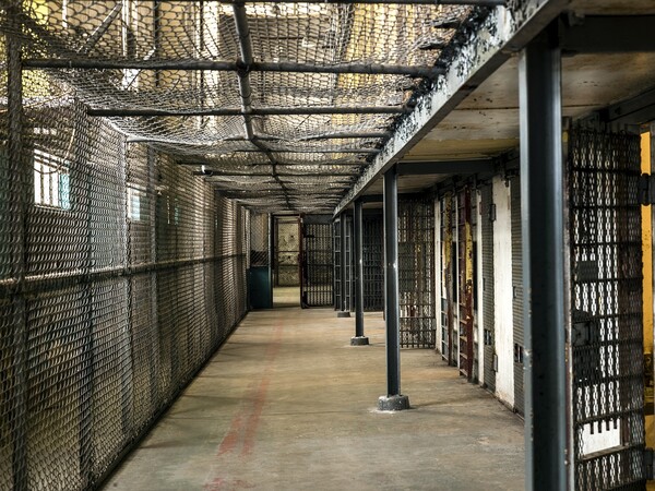Το Κόσοβο θα νοικιάσει κελιά φυλακών στη Δανία