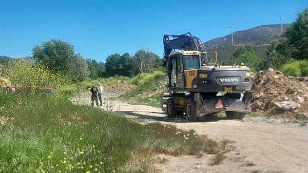 Τέμπη: Πληροφορίες ότι εντοπίστηκε οστό επιβάτη σε οικόπεδο που μεταφέρθηκαν «μπάζα»