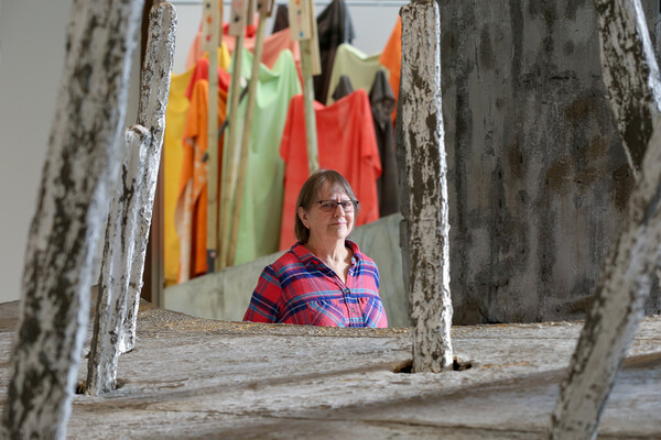 CHECK Η εξαιρετική περίπτωση της Phyllida Barlow